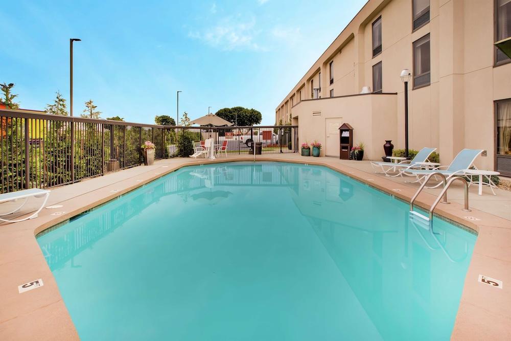 Hampton Inn Seekonk Esterno foto