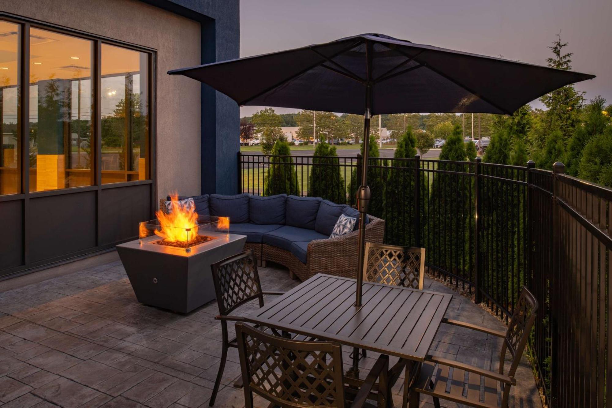 Hampton Inn Seekonk Esterno foto